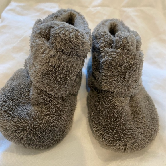 Ugg Bixbee Bootie - Picture 2 of 4